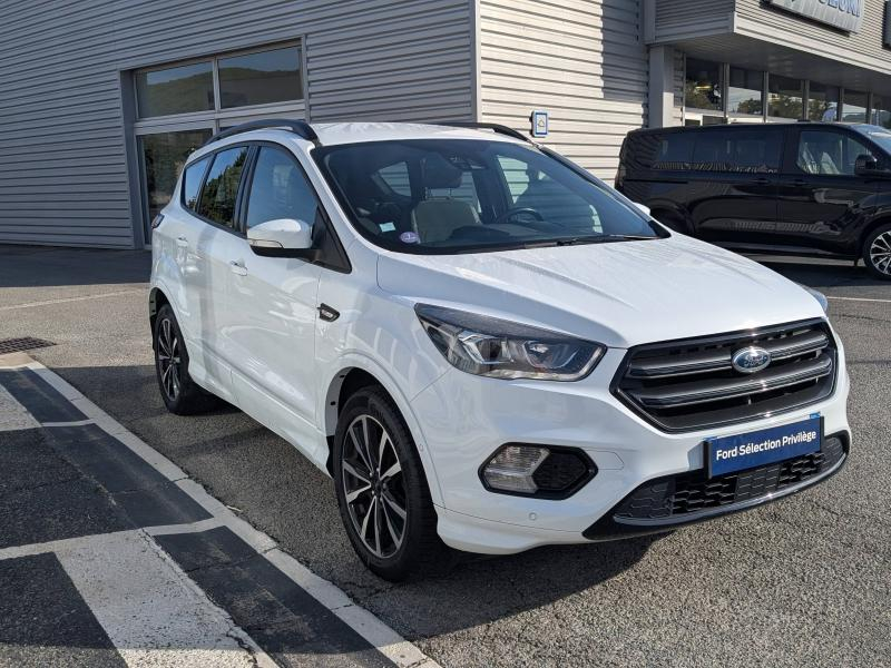Photo 4 de l’annonce de FORD Kuga d’occasion à vendre à DRAGUIGNAN