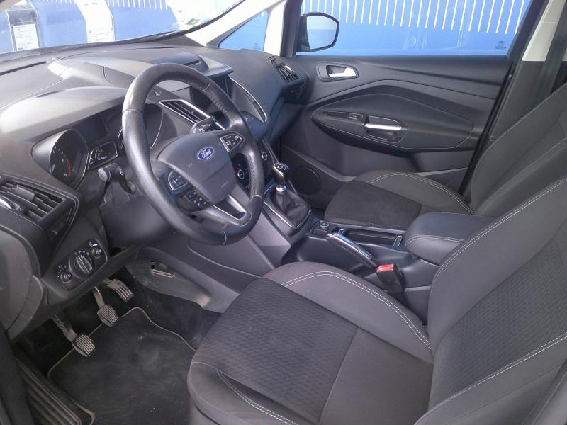 Photo 12 de l’annonce de FORD C-MAX d’occasion à vendre à PERPIGNAN