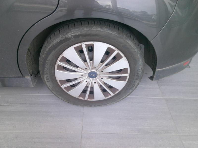 Photo 15 de l’annonce de FORD C-MAX d’occasion à vendre à PERPIGNAN