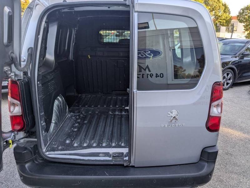 Photo 5 de l’annonce de PEUGEOT Partner d’occasion à vendre à MARSEILLE