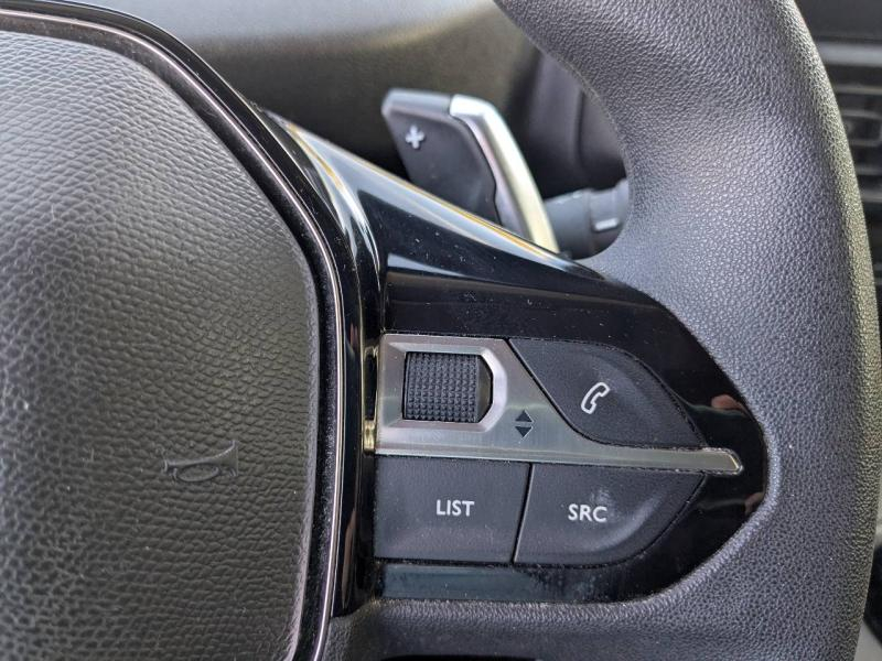 Photo 14 de l’annonce de PEUGEOT Partner d’occasion à vendre à MARSEILLE