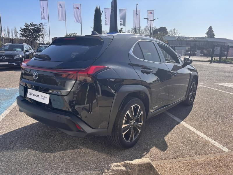 Photo 6 de l’annonce de LEXUS UX d’occasion à vendre à MONTFAVET