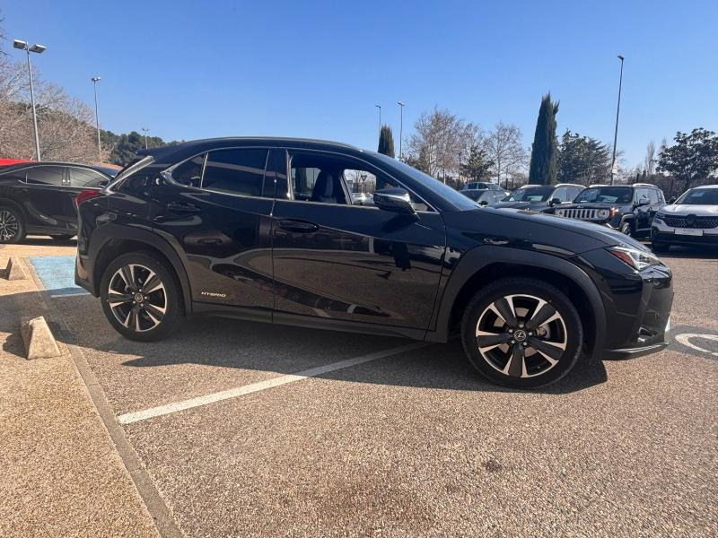 Photo 7 de l’annonce de LEXUS UX d’occasion à vendre à MONTFAVET