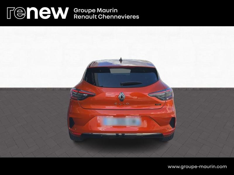 Photo 18 de l’annonce de RENAULT Clio d’occasion à vendre à CHENNEVIÈRES-SUR-MARNE