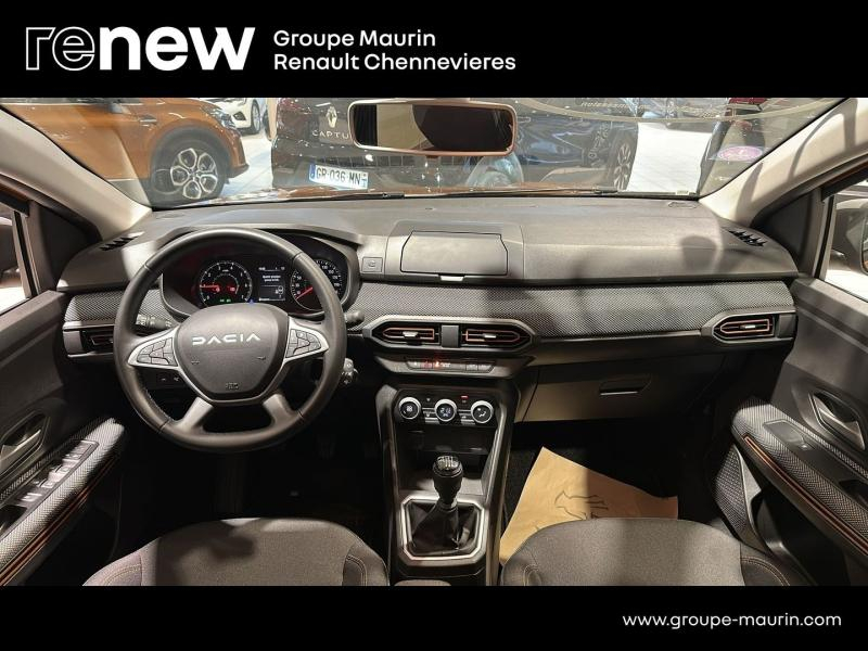 Photo 8 de l’annonce de DACIA Sandero d’occasion à vendre à CHENNEVIÈRES-SUR-MARNE