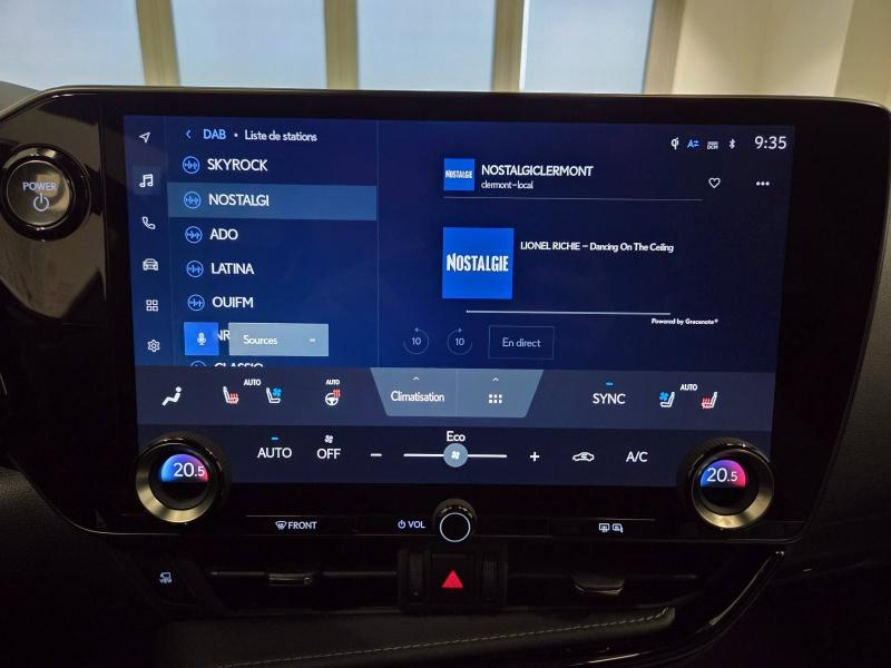 Photo 14 de l’annonce de LEXUS NX d’occasion à vendre à AUBIÈRE