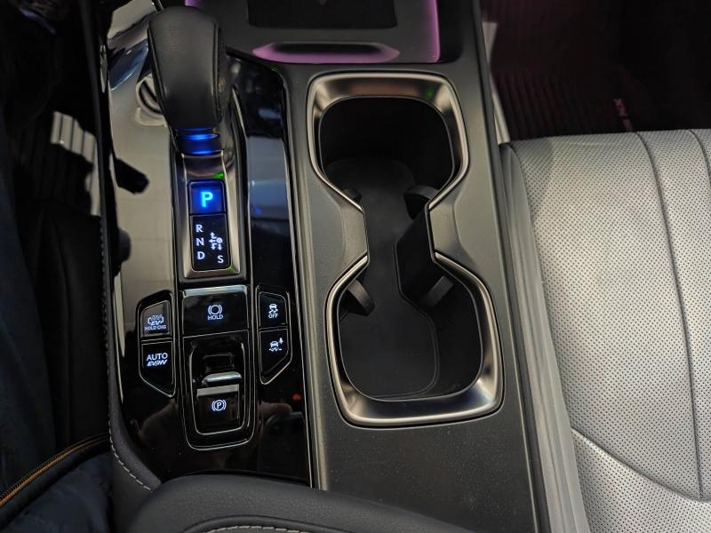 Photo 17 de l’annonce de LEXUS NX d’occasion à vendre à AUBIÈRE
