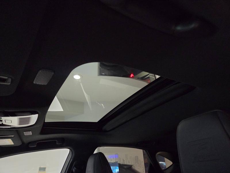 Photo 19 de l’annonce de LEXUS NX d’occasion à vendre à AUBIÈRE