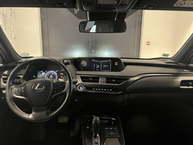 Photo 13 de l’annonce de LEXUS UX d’occasion à vendre à LATTES