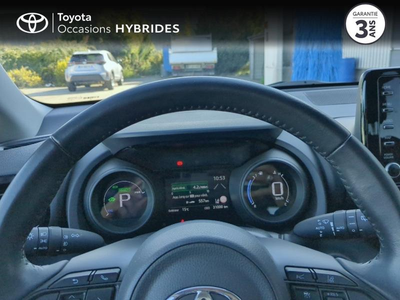 Photo 13 de l’annonce de TOYOTA Yaris d’occasion à vendre à NÎMES