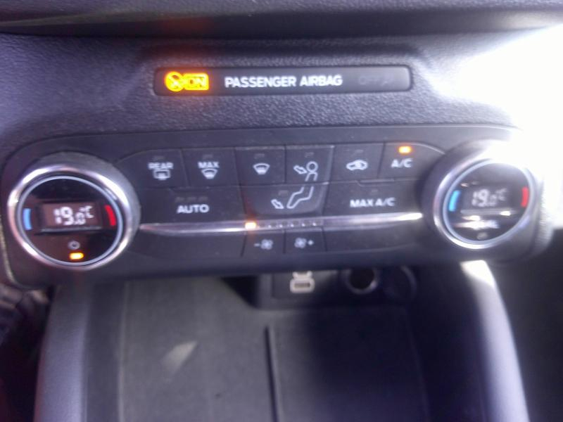 group.seo.links.detann.title Photo 12 de l’annonce de FORD Kuga d’occasion à vendre à PERPIGNAN