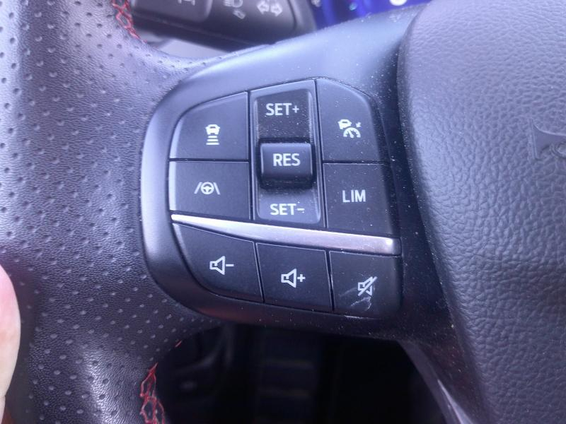 group.seo.links.detann.title Photo 14 de l’annonce de FORD Kuga d’occasion à vendre à PERPIGNAN