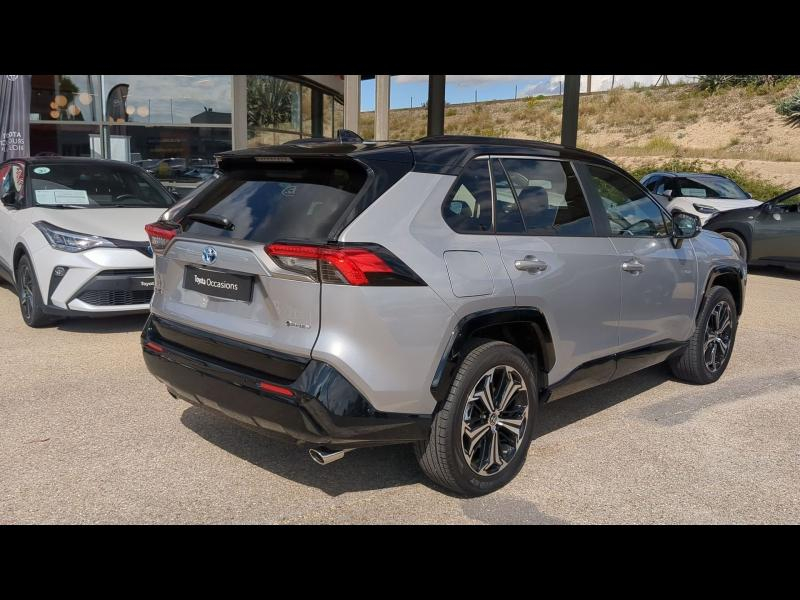 Photo 5 de l’annonce de TOYOTA RAV4 d’occasion à vendre à ARLES