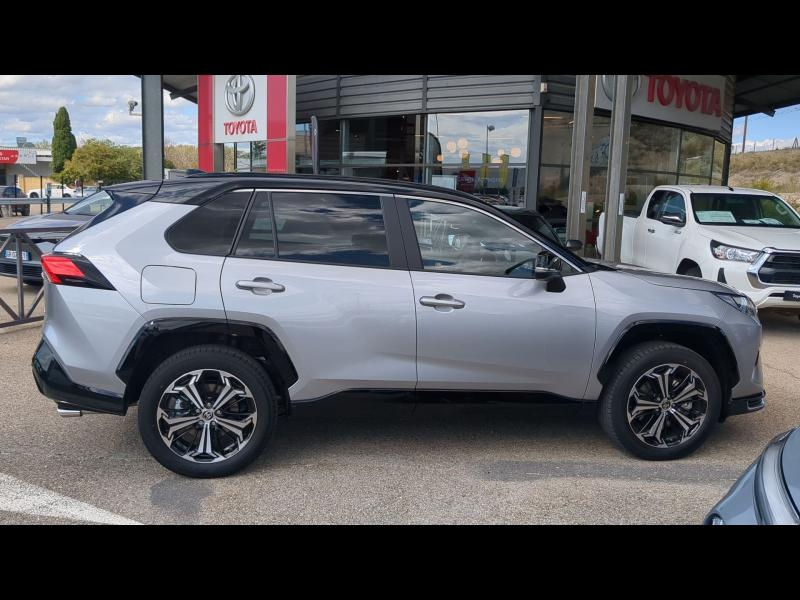 Photo 7 de l’annonce de TOYOTA RAV4 d’occasion à vendre à ARLES