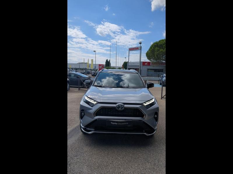 Photo 9 de l’annonce de TOYOTA RAV4 d’occasion à vendre à ARLES