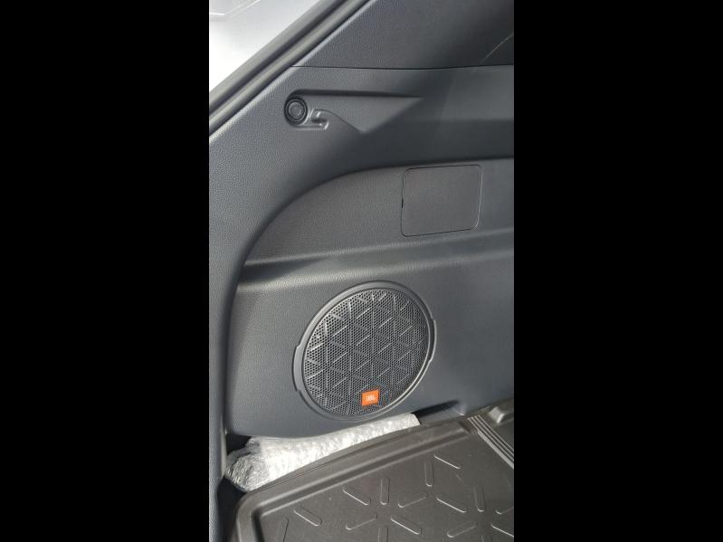 Photo 18 de l’annonce de TOYOTA RAV4 d’occasion à vendre à ARLES