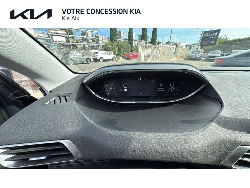 Photo 7 de l’annonce de PEUGEOT 3008 d’occasion à vendre à AIX-EN-PROVENCE