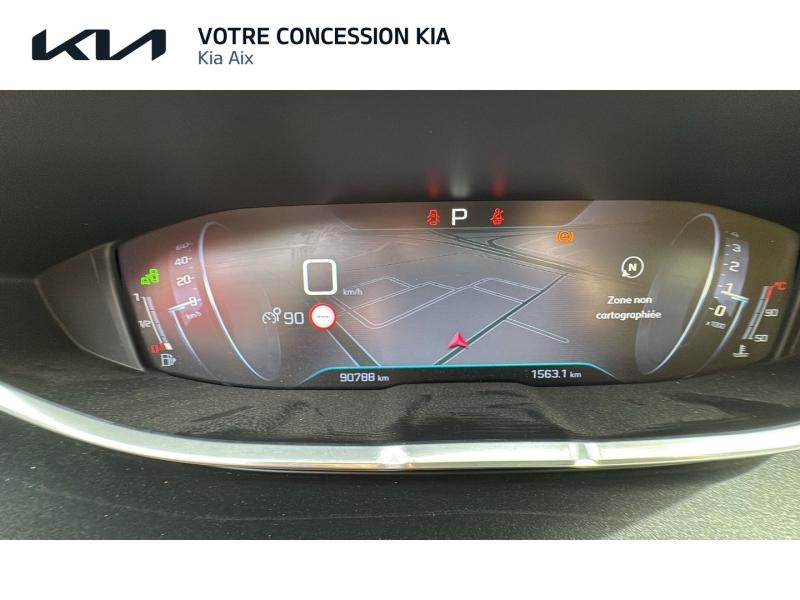 Photo 9 de l’annonce de PEUGEOT 3008 d’occasion à vendre à AIX-EN-PROVENCE