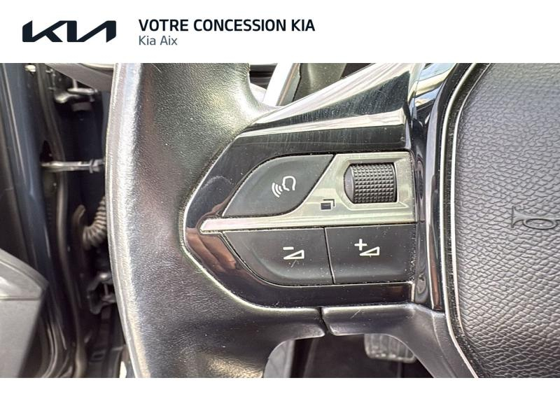 Photo 16 de l’annonce de PEUGEOT 3008 d’occasion à vendre à AIX-EN-PROVENCE