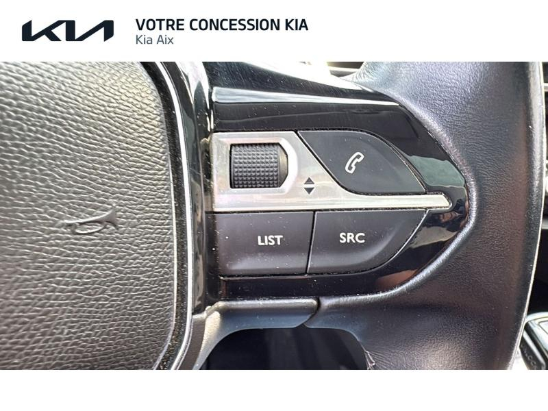 Photo 17 de l’annonce de PEUGEOT 3008 d’occasion à vendre à AIX-EN-PROVENCE