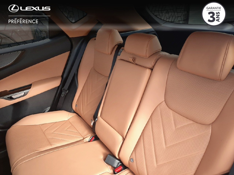 Photo 11 de l’annonce de LEXUS NX d’occasion à vendre à LATTES