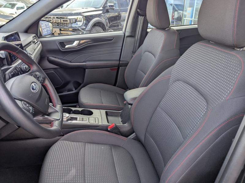 Photo 8 de l’annonce de FORD Kuga d’occasion à vendre à AVIGNON