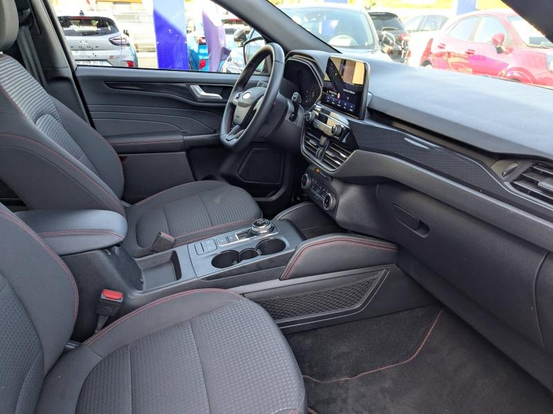 Photo 12 de l’annonce de FORD Kuga d’occasion à vendre à AVIGNON