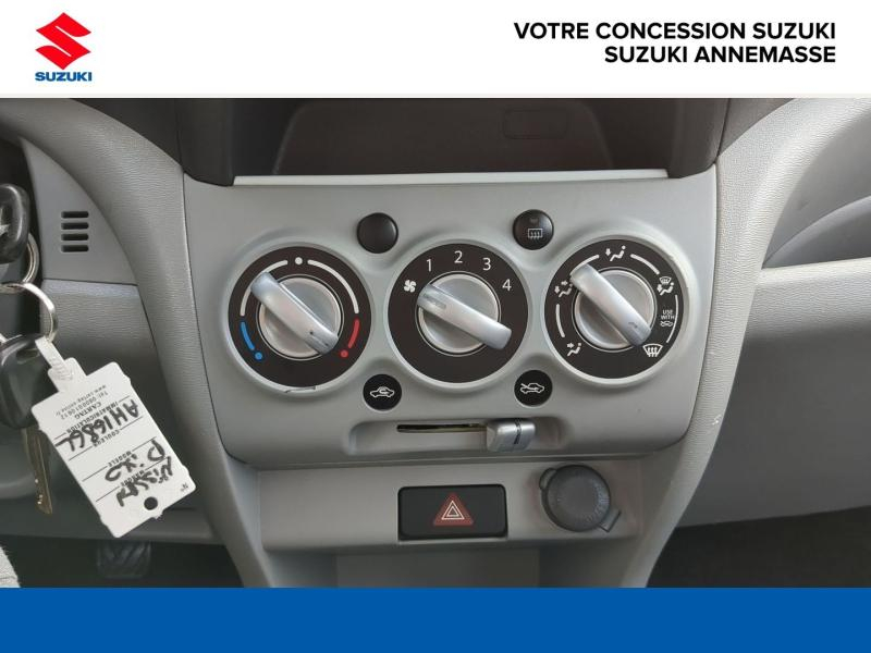 Photo 15 de l’annonce de NISSAN Pixo d’occasion à vendre à ANNECY