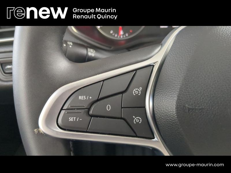 Photo 14 de l’annonce de RENAULT Clio d’occasion à vendre à QUINCY-SOUS-SÉNART