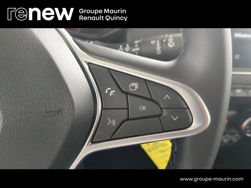 Photo 15 de l’annonce de RENAULT Clio d’occasion à vendre à QUINCY-SOUS-SÉNART