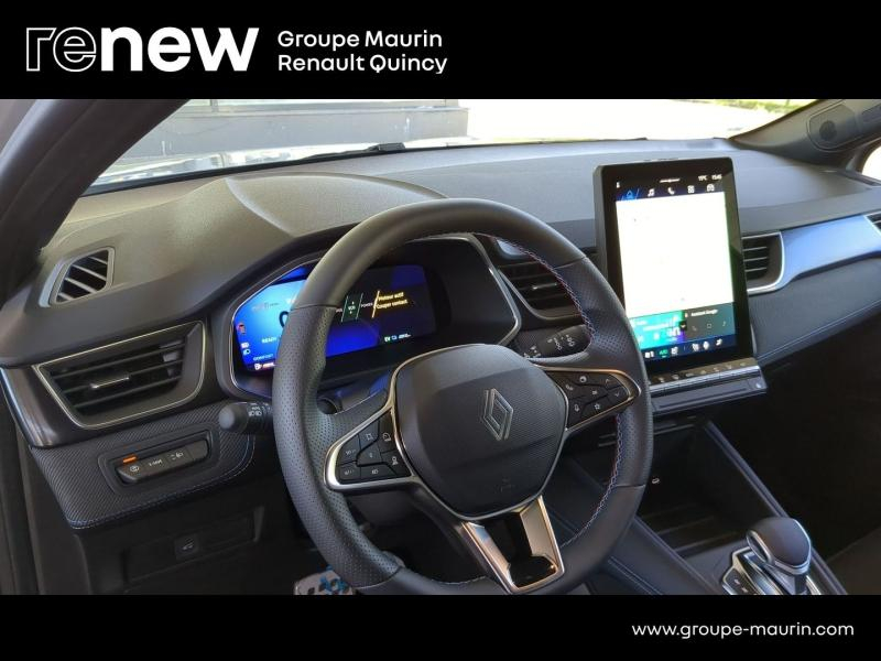 Photo 10 de l’annonce de RENAULT  d’occasion à vendre à QUINCY-SOUS-SÉNART