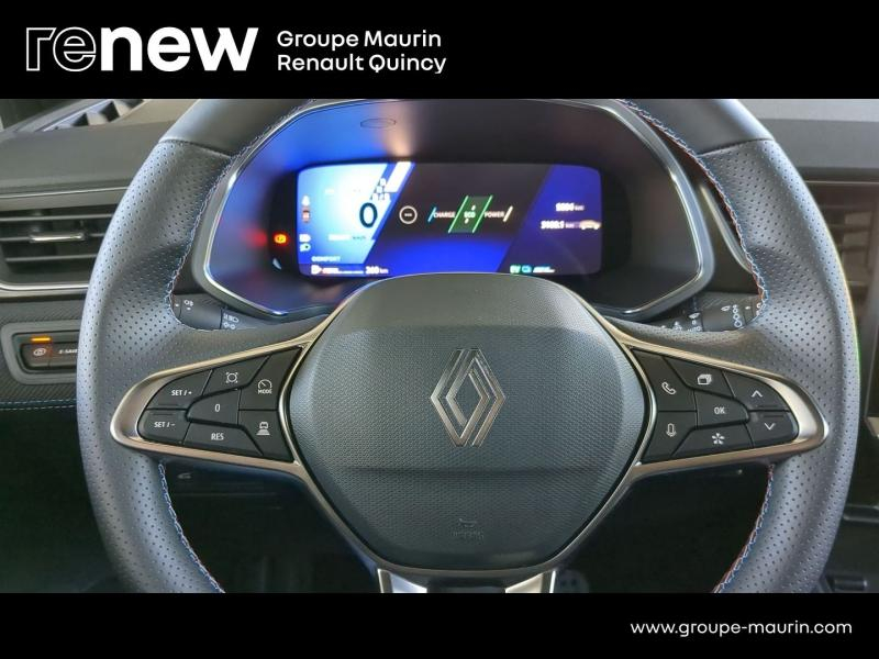 Photo 14 de l’annonce de RENAULT  d’occasion à vendre à QUINCY-SOUS-SÉNART