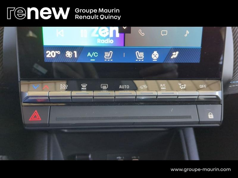 Photo 19 de l’annonce de RENAULT  d’occasion à vendre à QUINCY-SOUS-SÉNART