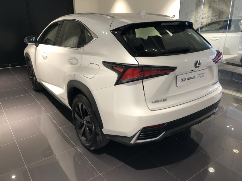 Photo 4 de l’annonce de LEXUS NX d’occasion à vendre à LATTES