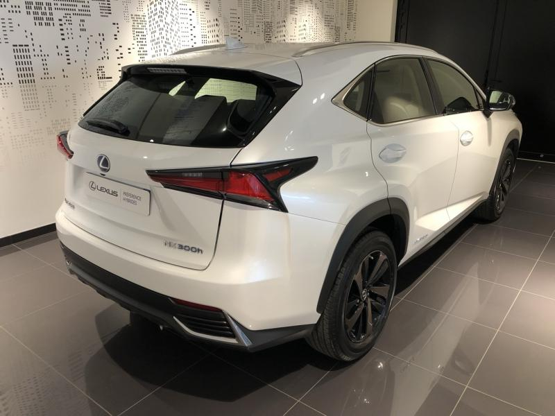 Photo 5 de l’annonce de LEXUS NX d’occasion à vendre à LATTES