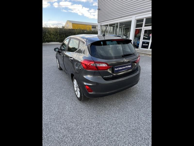 Photo 7 de l’annonce de FORD Fiesta d’occasion à vendre à BRIGNOLES