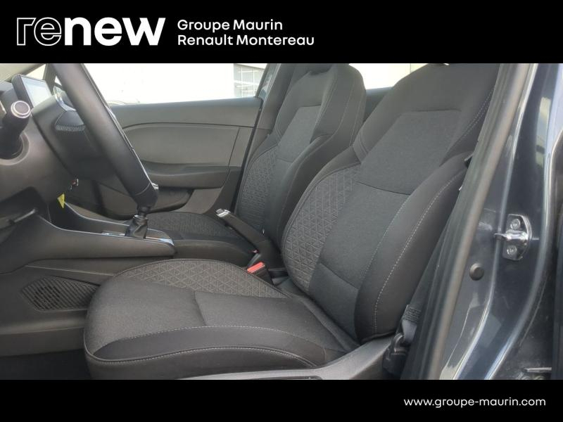 Photo 10 de l’annonce de RENAULT Clio d’occasion à vendre à VARENNES SUR SEINE