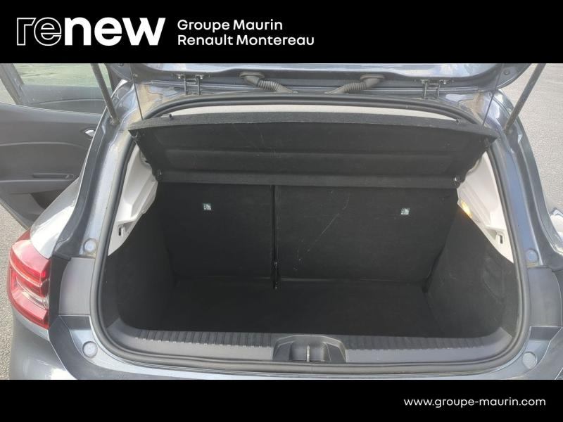 Photo 13 de l’annonce de RENAULT Clio d’occasion à vendre à VARENNES SUR SEINE