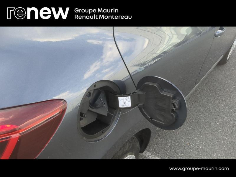 Photo 17 de l’annonce de RENAULT Clio d’occasion à vendre à VARENNES SUR SEINE