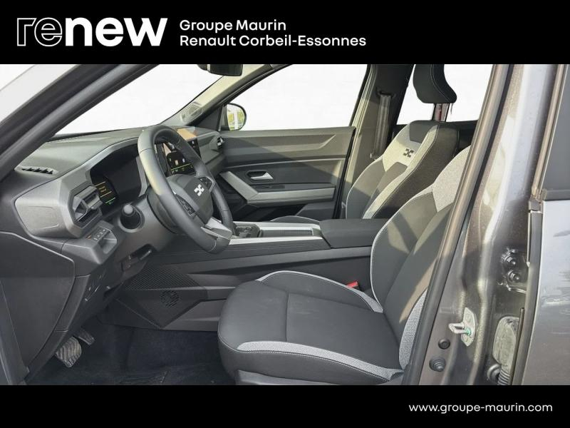 Photo 10 de l’annonce de DACIA  d’occasion à vendre à CORBEIL-ESSONNES