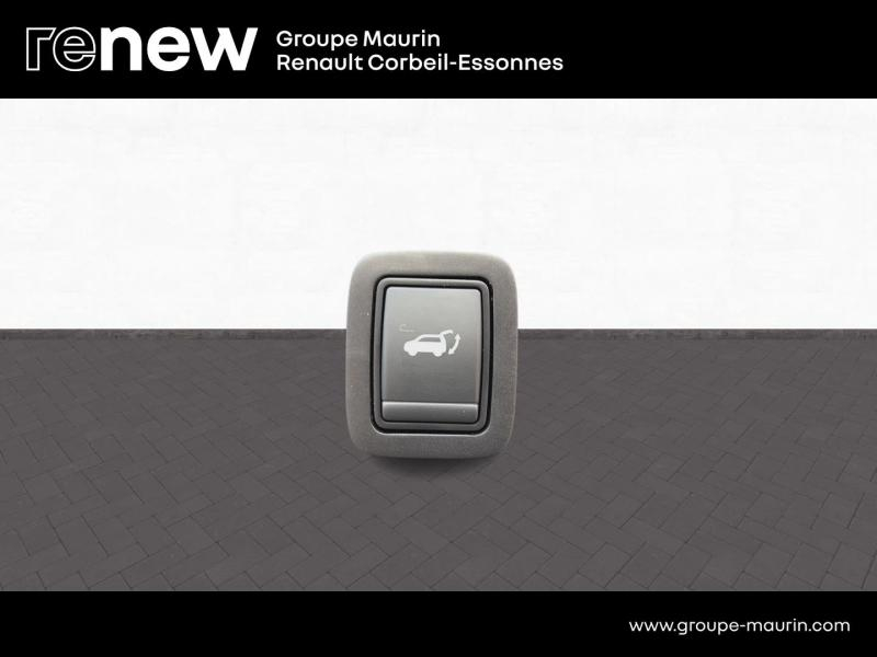 Photo 16 de l’annonce de DACIA  d’occasion à vendre à CORBEIL-ESSONNES