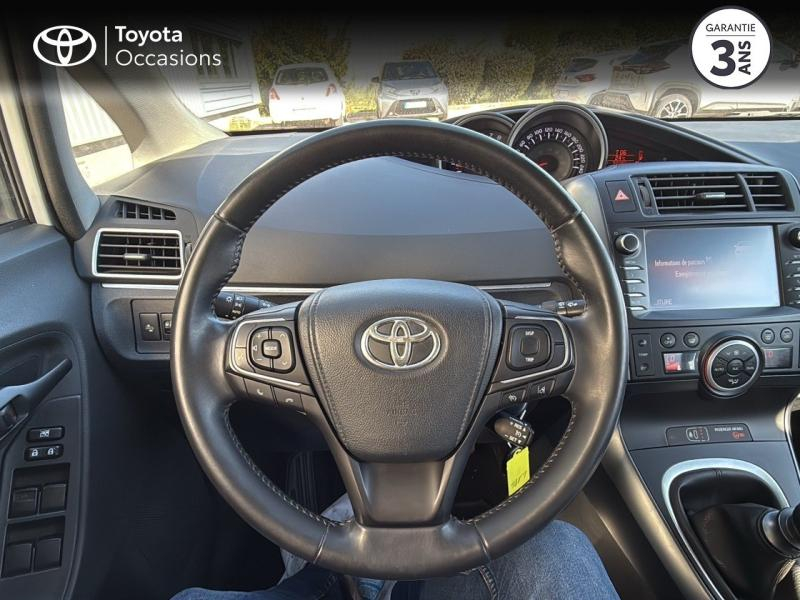Photo 9 de l’annonce de TOYOTA Verso d’occasion à vendre à NÎMES