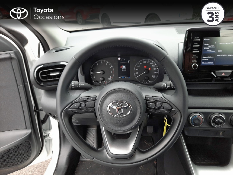 Photo 9 de l’annonce de TOYOTA Yaris d’occasion à vendre à MONTFAVET