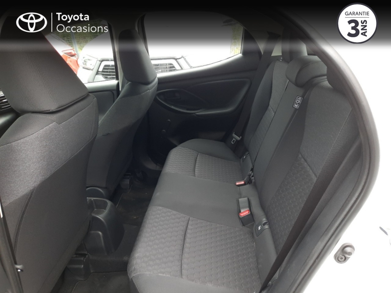 Photo 12 de l’annonce de TOYOTA Yaris d’occasion à vendre à MONTFAVET