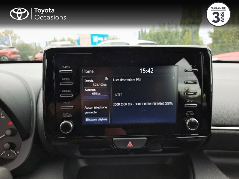 Photo 15 de l’annonce de TOYOTA Yaris d’occasion à vendre à MONTFAVET