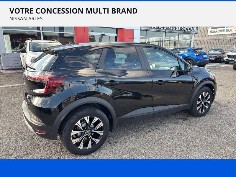 Photo 14 de l’annonce de RENAULT Captur d’occasion à vendre à ARLES