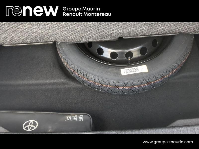 Photo 14 de l’annonce de RENAULT  d’occasion à vendre à VARENNES SUR SEINE