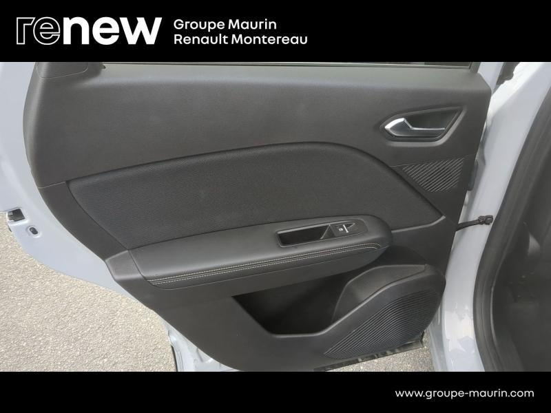 Photo 20 de l’annonce de RENAULT  d’occasion à vendre à VARENNES SUR SEINE