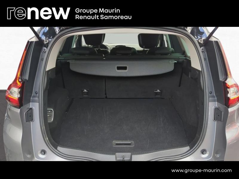 Photo 9 de l’annonce de RENAULT Grand Scenic d’occasion à vendre à SAMOREAU