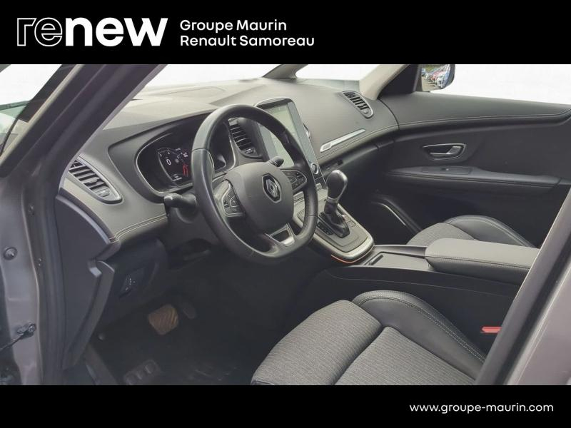 Photo 16 de l’annonce de RENAULT Grand Scenic d’occasion à vendre à SAMOREAU